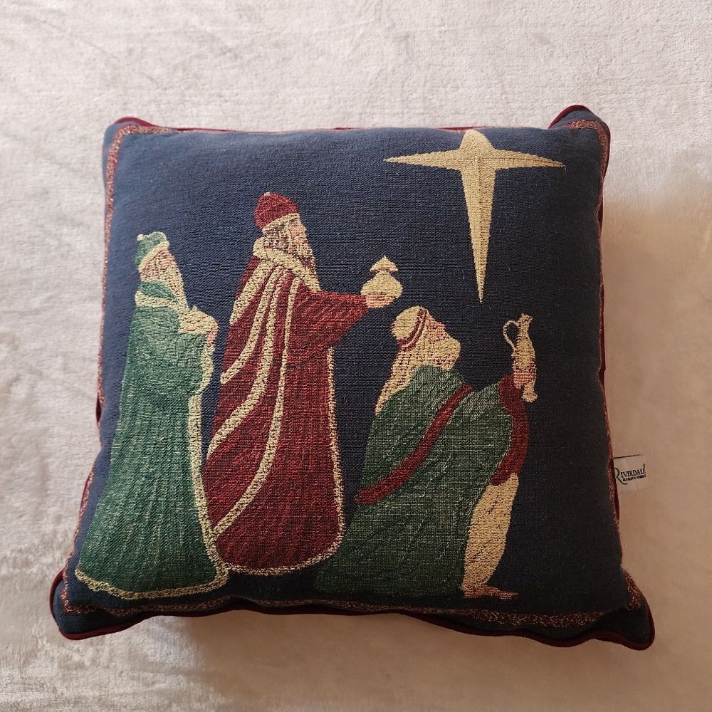 Riverdale Tapestry Christmas Three Wise Men Accent Pillow